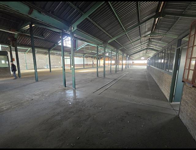 2,743M² WAREHOUSE TO LET IN ANDERBOLT
